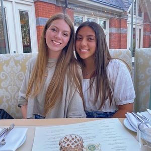 Meet your Posher, Araceli